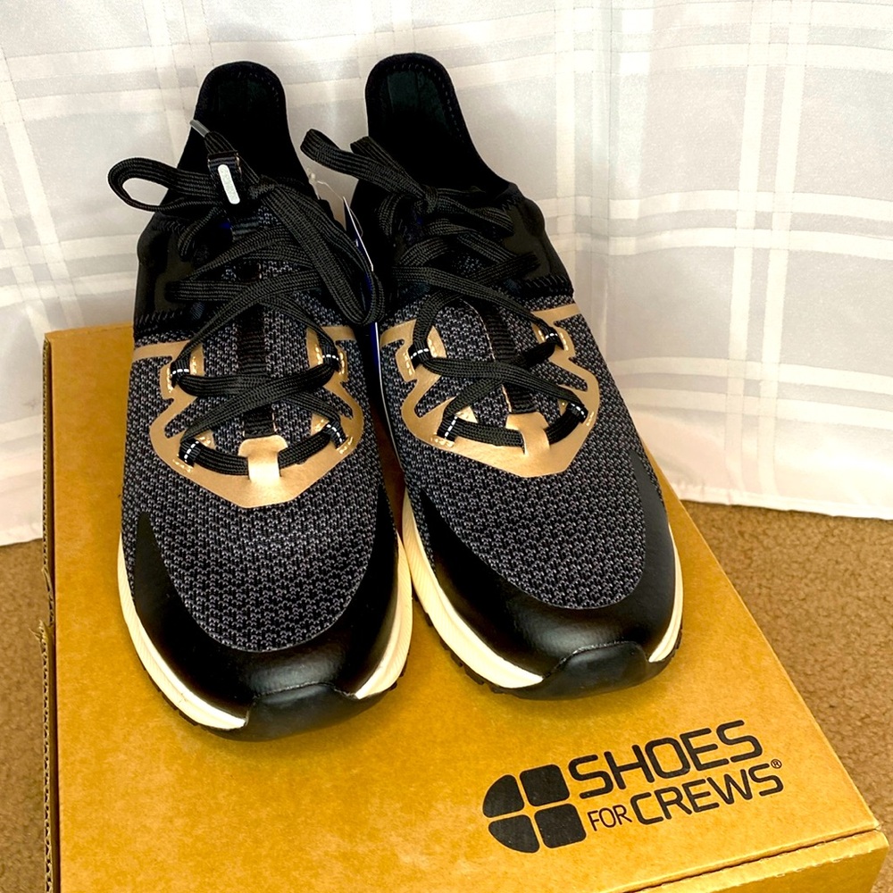 Shoes For Crews “Gia” Tennis Shoe Black/Rose Gold Size 9 NEW IN BOX